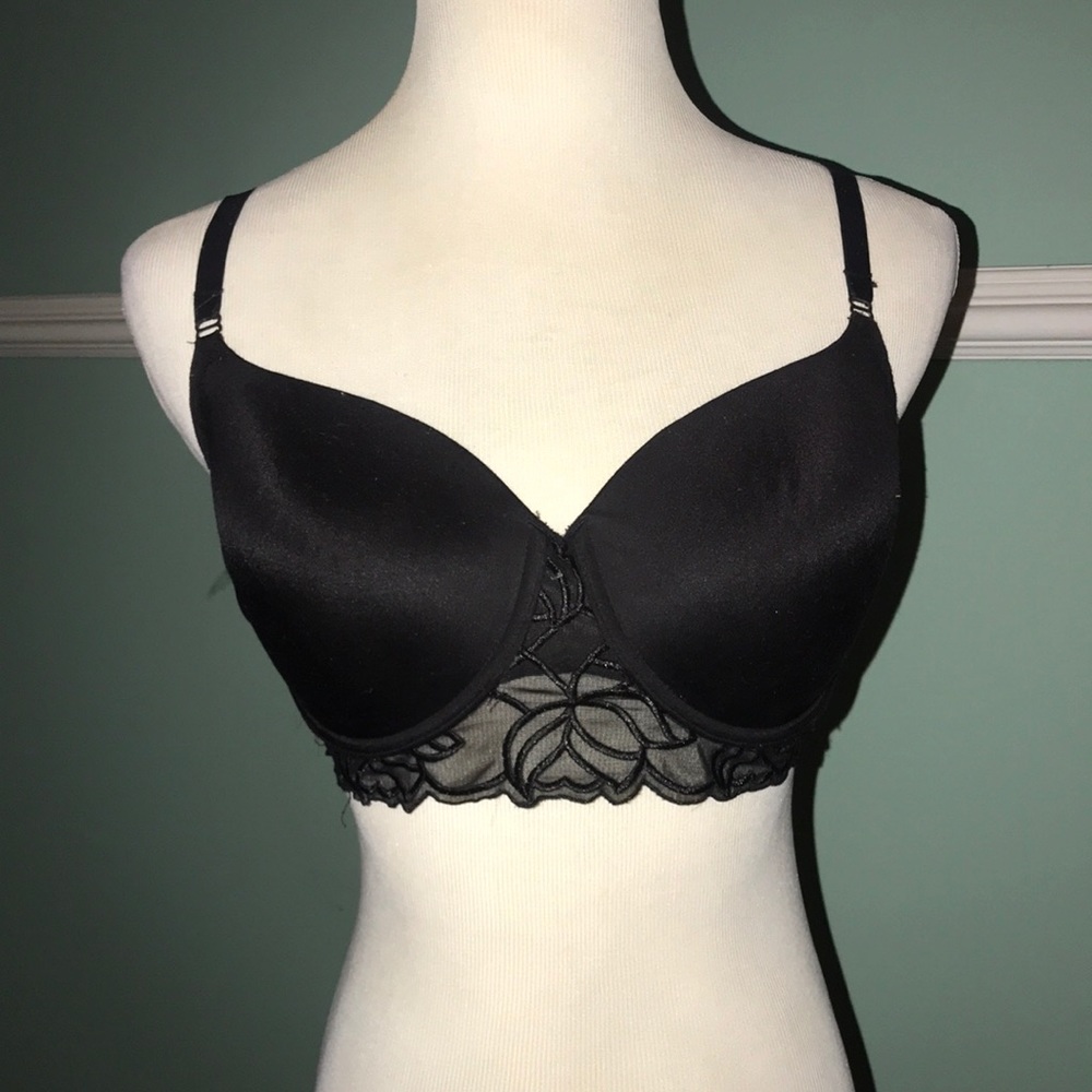 Natori Sexy Black Underwire Bra Size 32DD